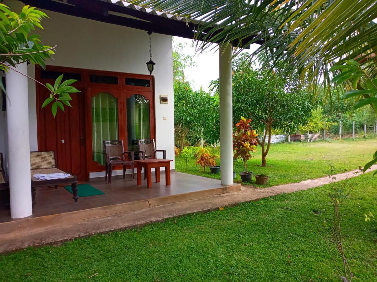 Hideaway Homestay Habarana Esterno foto