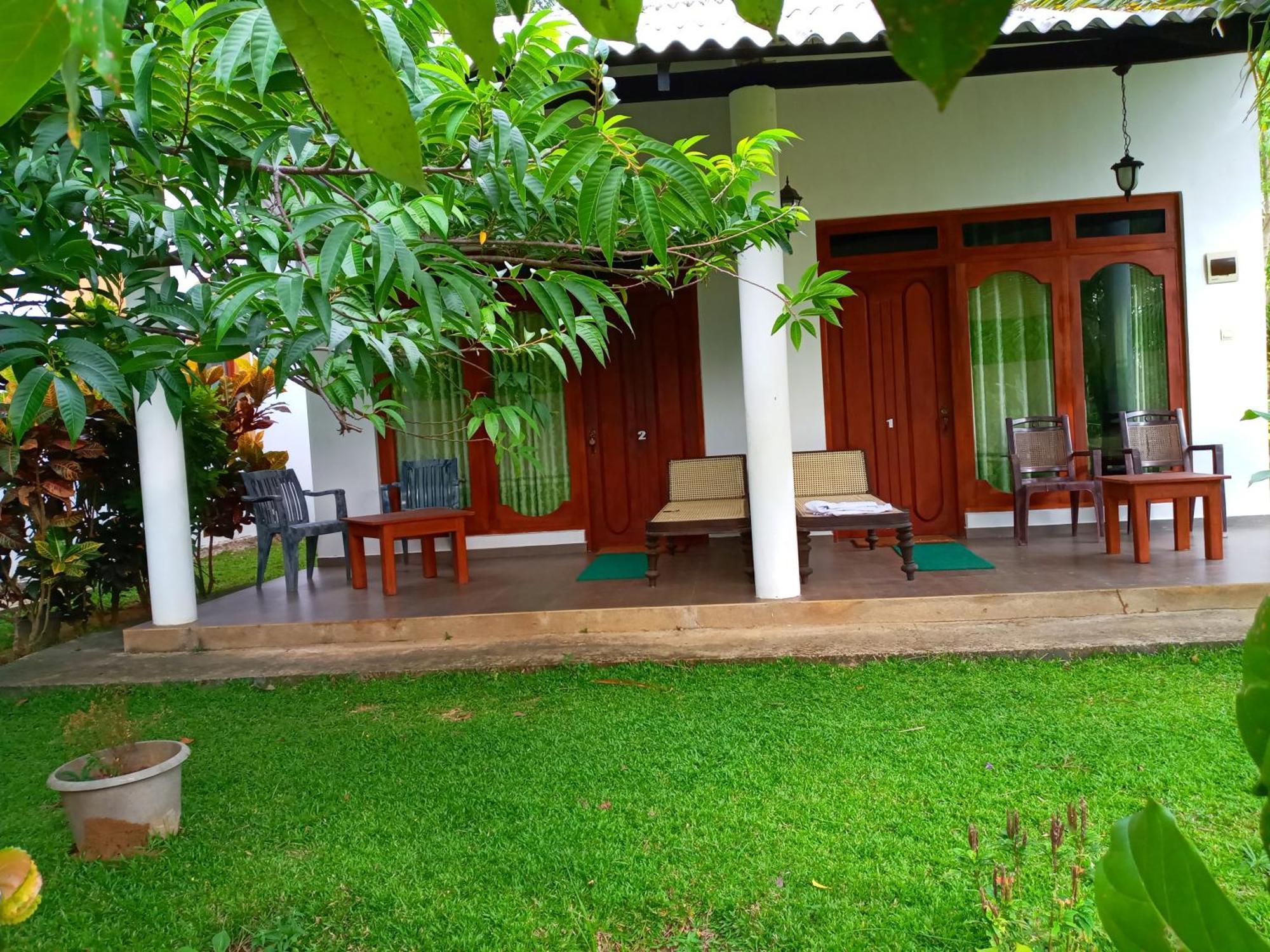 Hideaway Homestay Habarana Esterno foto