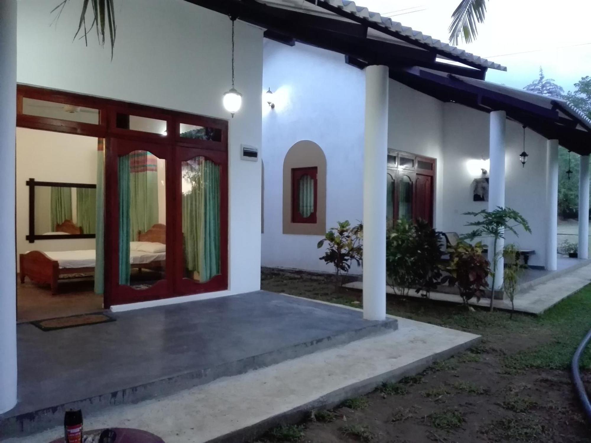 Hideaway Homestay Habarana Esterno foto