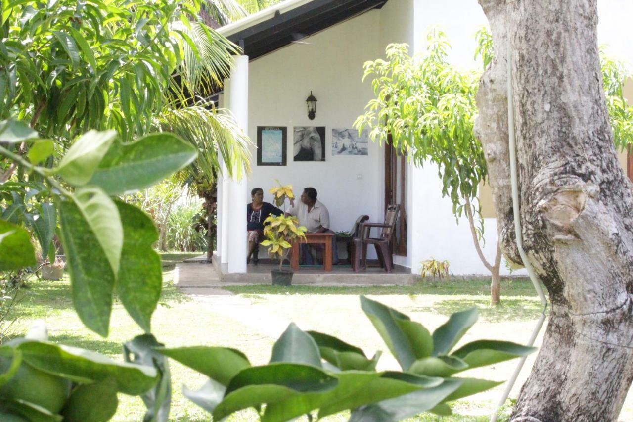 Hideaway Homestay Habarana Esterno foto